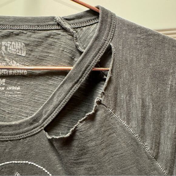 Lucky Brand Womens Pink Floyd T Shirt Grunge Rock Distressed Moto Metal Concert - Picture 3 of 5